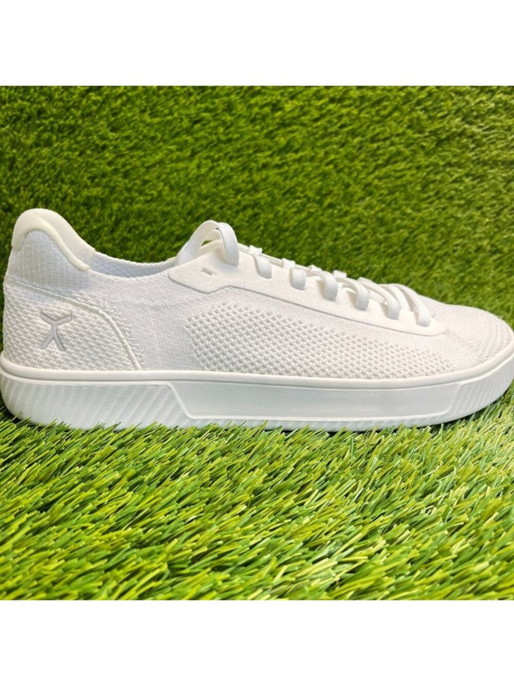 Flux Footwear Adapt Trainer White Mens Size 12 Athletic Knit Shoes Sneakers